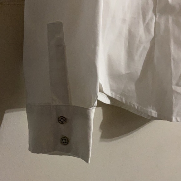 Brand new white long sleeve blouse 24 hour price drop - Picture 4 of 6